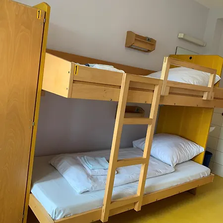 Frankfurt - Haus Der Jugend Hostel Frankfurt nad Mohanem