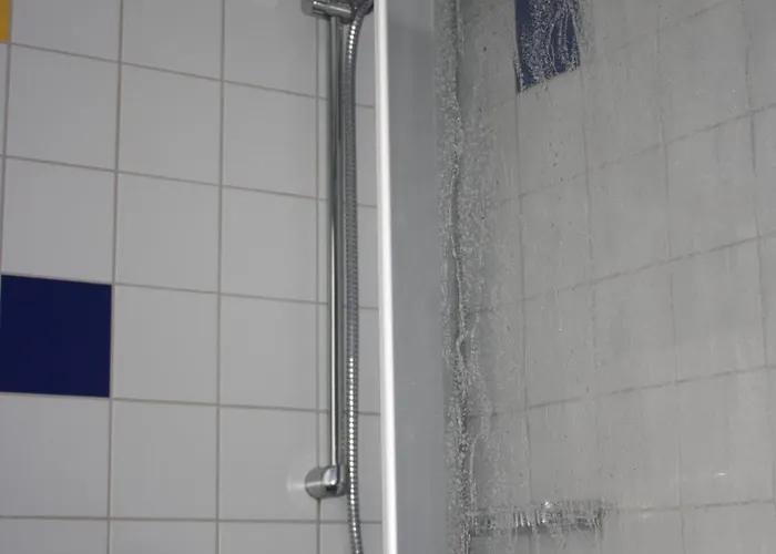 Hostel Frankfurt - Haus Der Jugend *