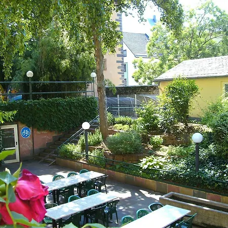 Frankfurt - Haus Der Jugend Albergue