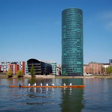 Ostello Frankfurt - Haus Der Jugend