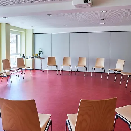 Ostello Frankfurt - Haus Der Jugend Francoforte sul Meno